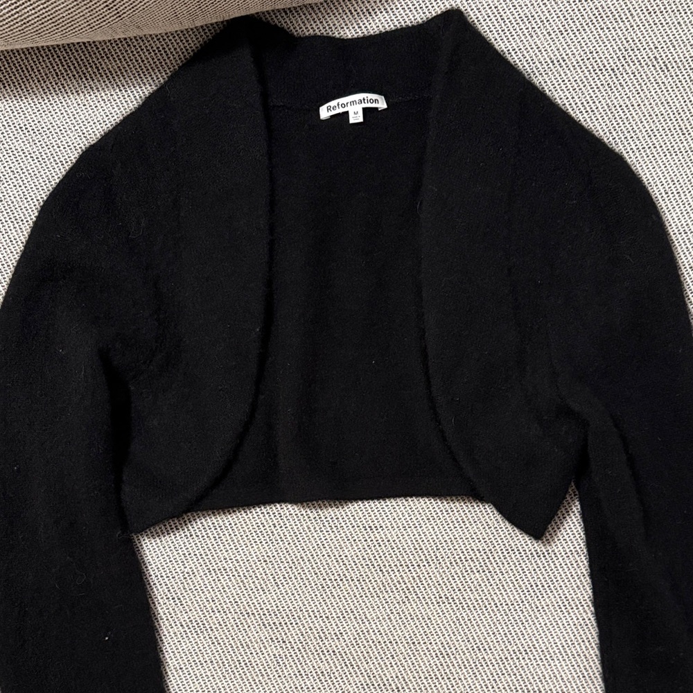 Reformation Maika Cashmere Shrug